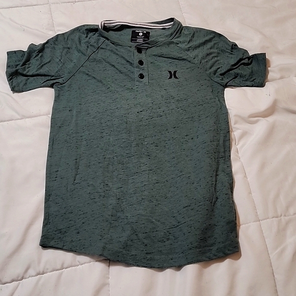 NWOT Hurley Tee Boys M Green - Picture 1 of 3